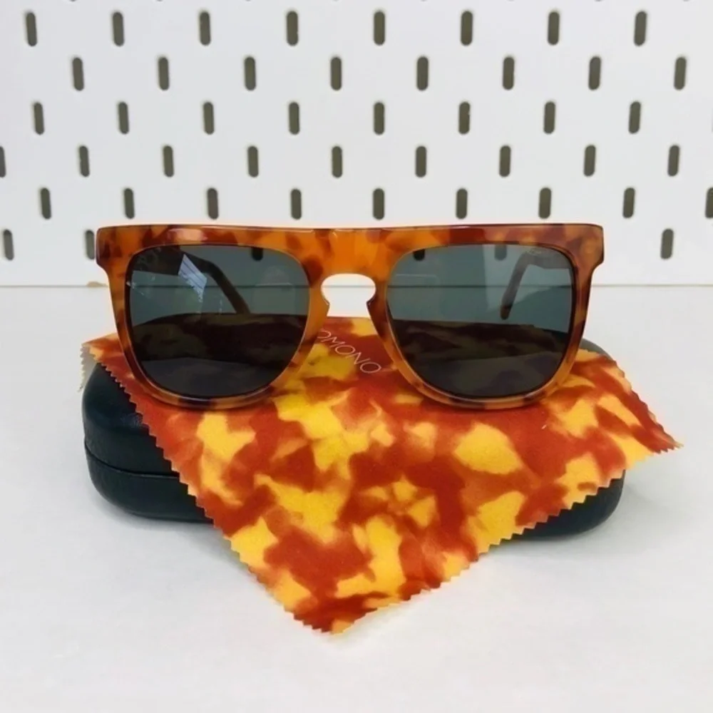 KOMONO Bennet Caramel Demi Sunglasses NEW orange tortoise